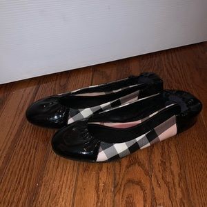 Burberry flats